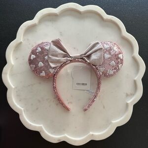 New ~ Tokyo Disney Resort Pink Minnie Mouse Sequined Heart Design Disney Ears
